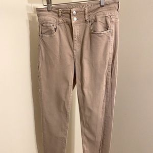 Tan AEO Hi-Rise Jegging